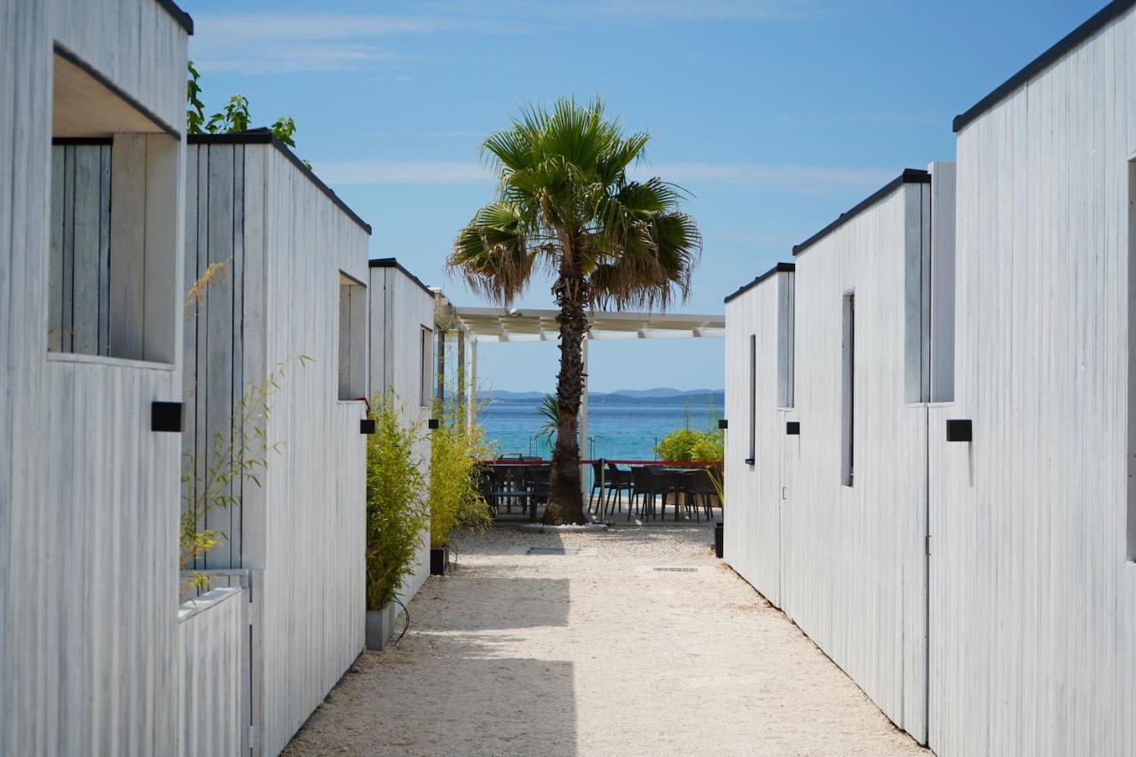 Boutique Style Eco-Beachhouse, Private Jacuzzi Privlaka  Exterior foto
