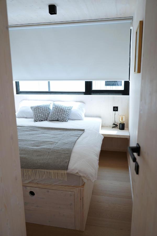 Boutique Style Eco-Beachhouse, Private Jacuzzi Privlaka  Exterior foto