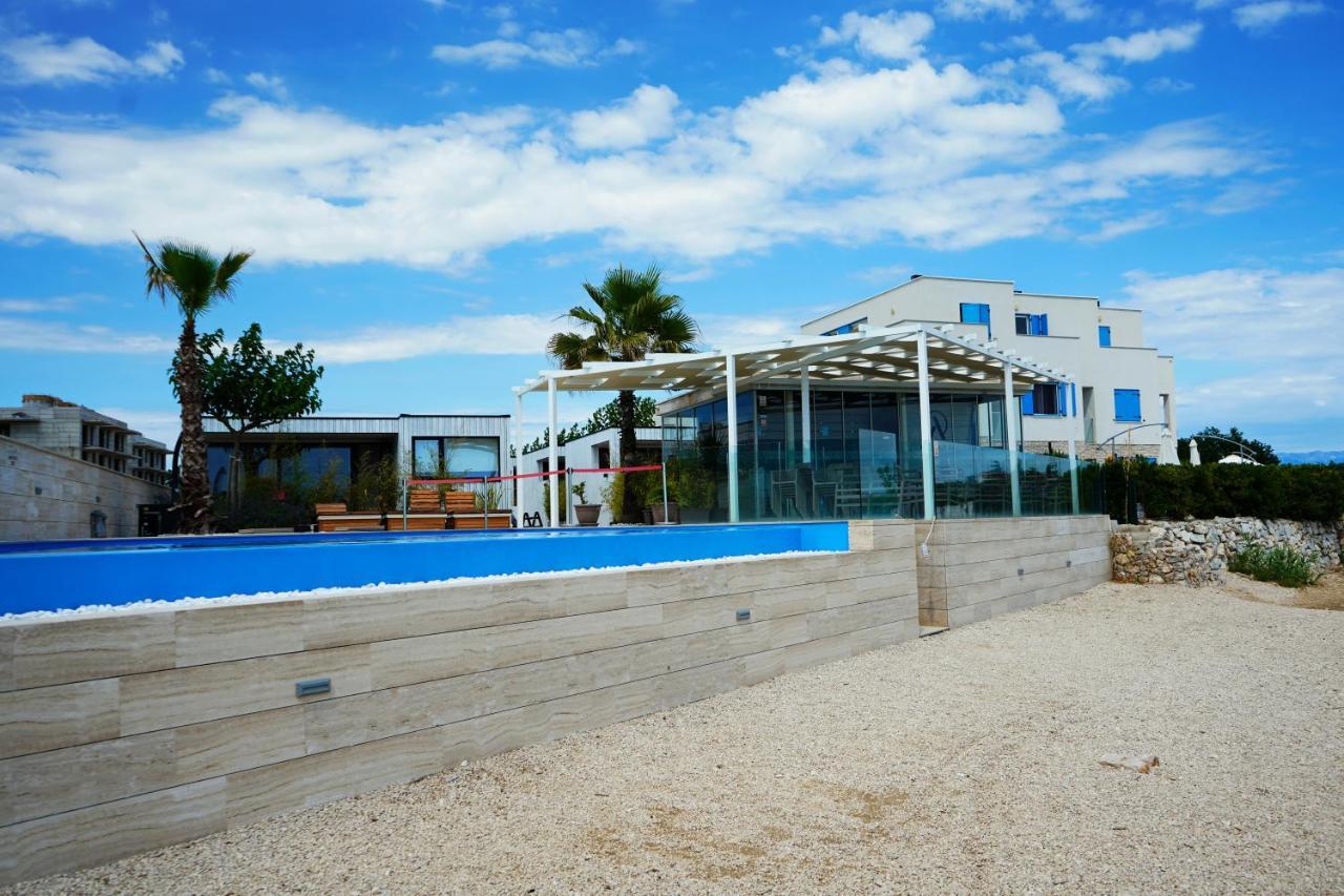 Boutique Style Eco-Beachhouse, Private Jacuzzi Privlaka  Exterior foto