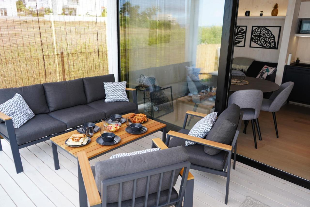 Boutique Style Eco-Beachhouse, Private Jacuzzi Privlaka  Exterior foto